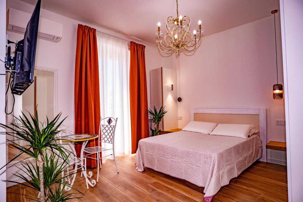 Aquamar Bed And Breakfast Crotone Exterior foto